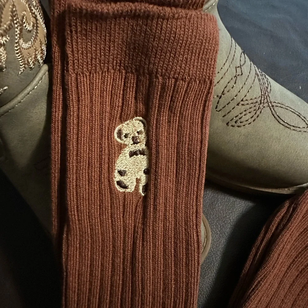 Brown Kids Socks with Bear Design. Toddler large. 7 to 10 shoe size